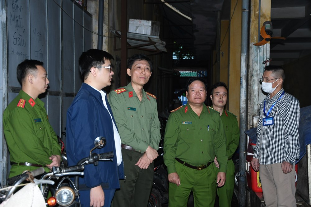UBND thành phố thông báo về việc đảm bảo giao thông, PCCC và CHCN cho phố Hoàng Ngân (quận Hồng Bàng)